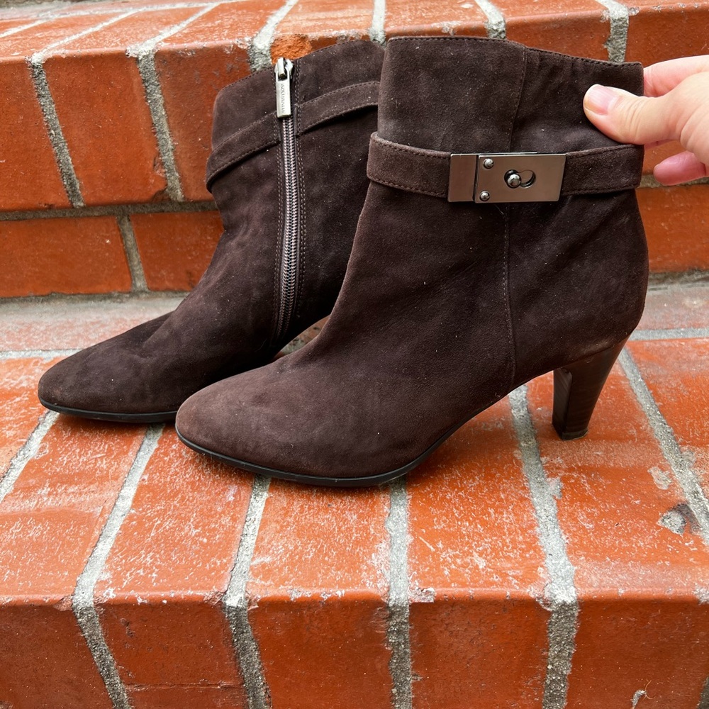 Aquatalia Nubuck ankle boots
